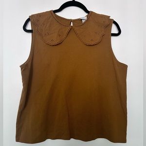 Sleeveless Tshirt w/Peter-pan Collar